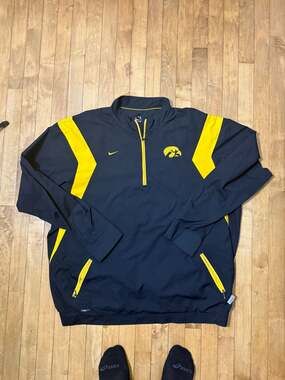Nike Team University of Iowa Hawkeyes NikeFIT STORM 1/4 Zip Pullover Jacket XXL